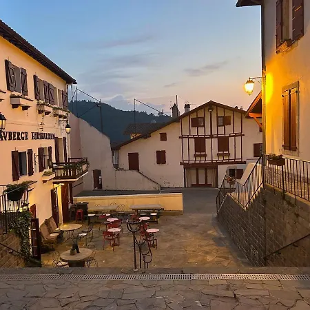 Traditional Basque House With Pool 펜션